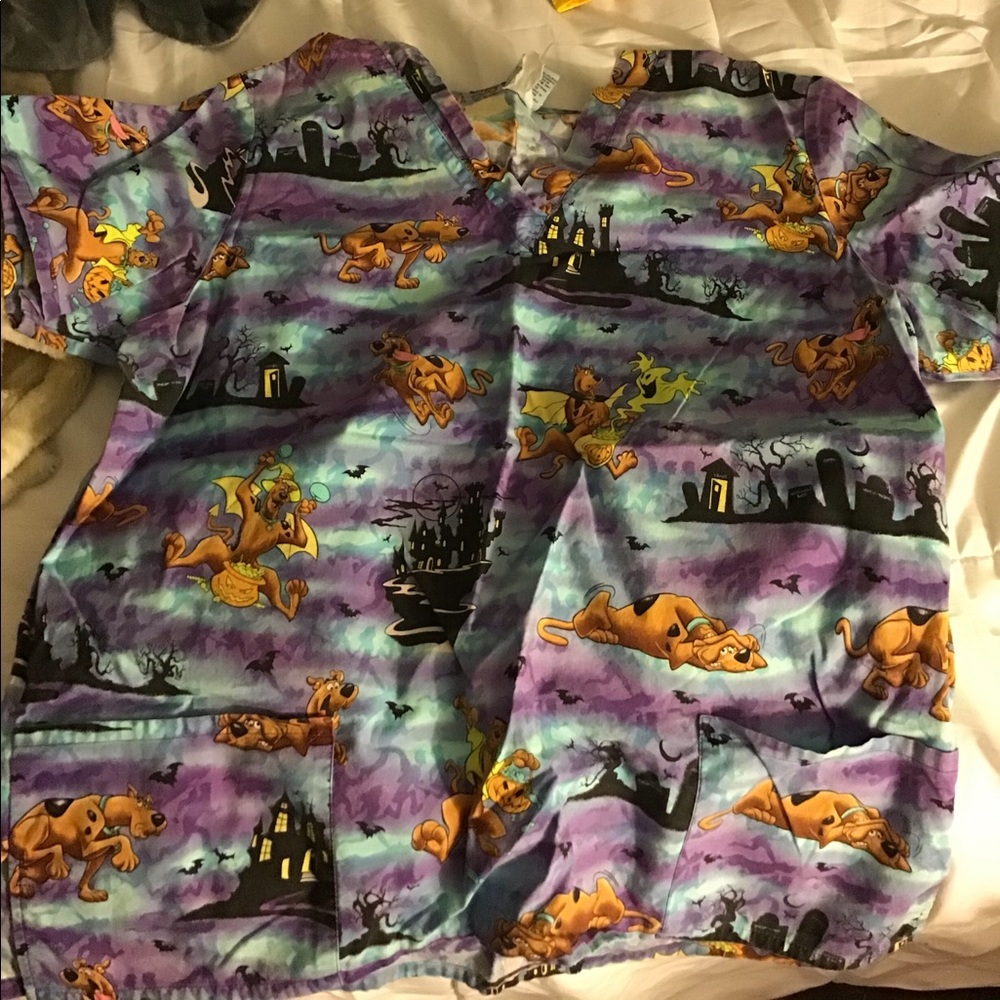 Scooby doo scrub top